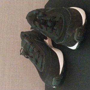 Nike Tennis Shoes